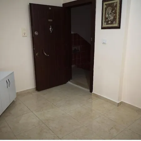 Alanya'Nin Merkezinde Esyali Kiralik Daire Apartmán *