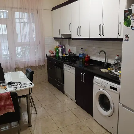 Apartment Alanya'Nin Merkezinde Esyali Kiralik Daire *
