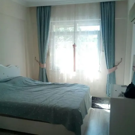 Alanya'Nin Merkezinde Esyali Kiralik Daire Alanya